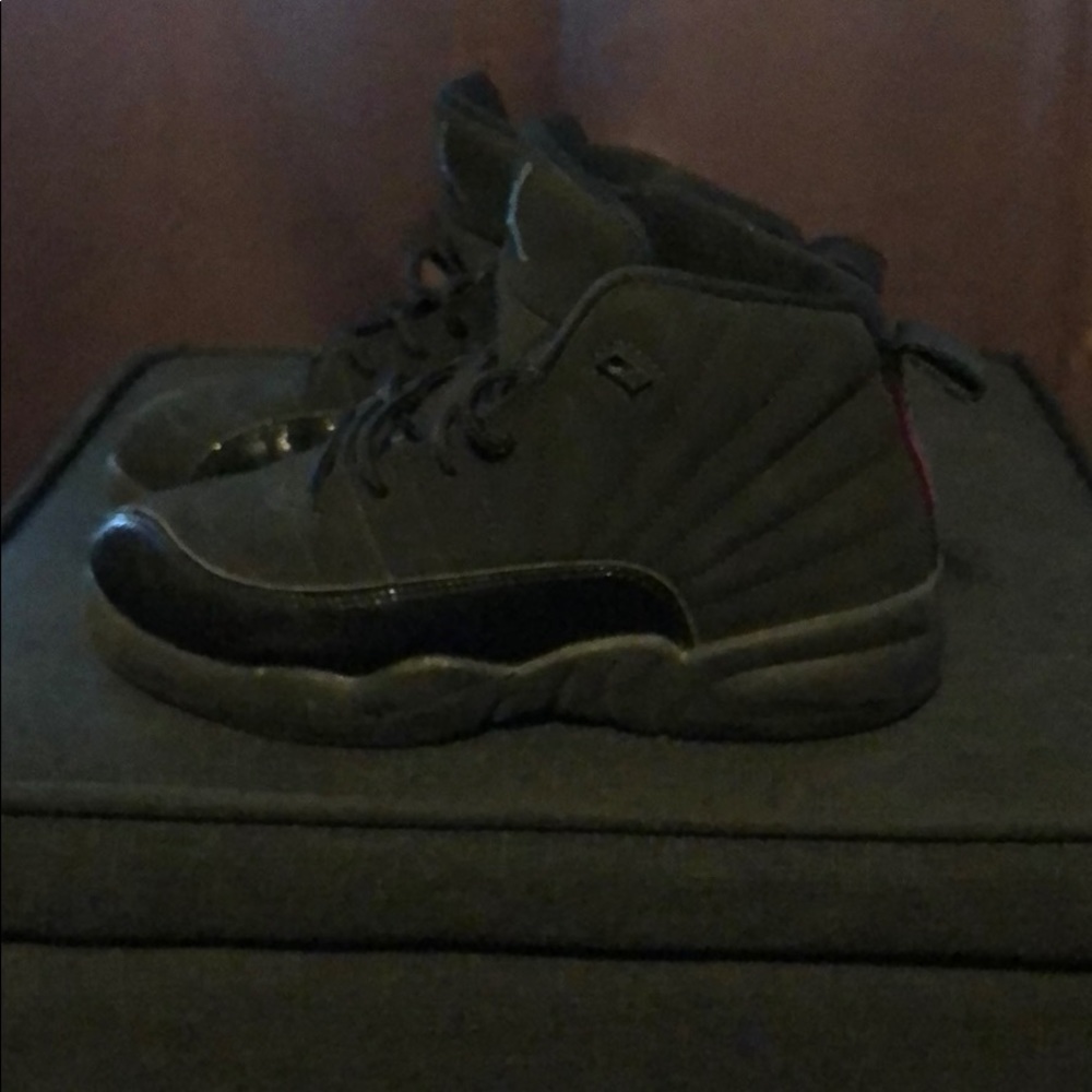 Boys Jordan Retro 12